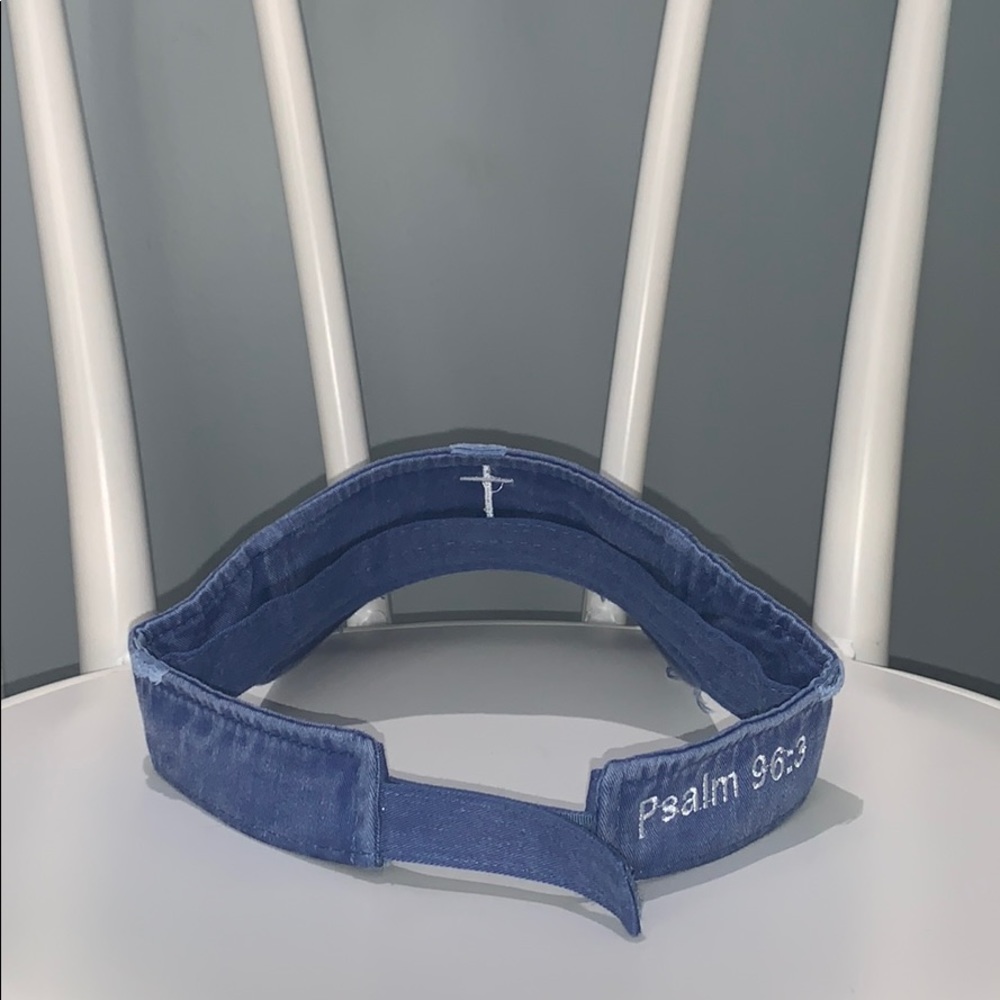 Visor - Picture 3 of 3